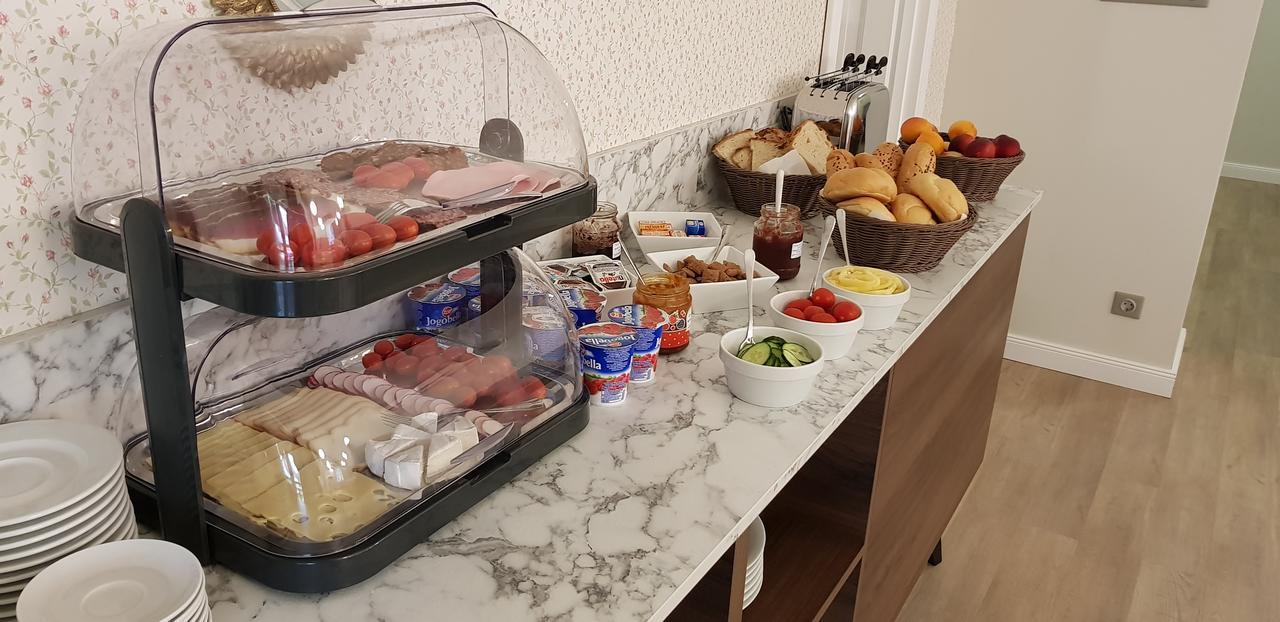 Ditlin Pápa المظهر الخارجي الصورة